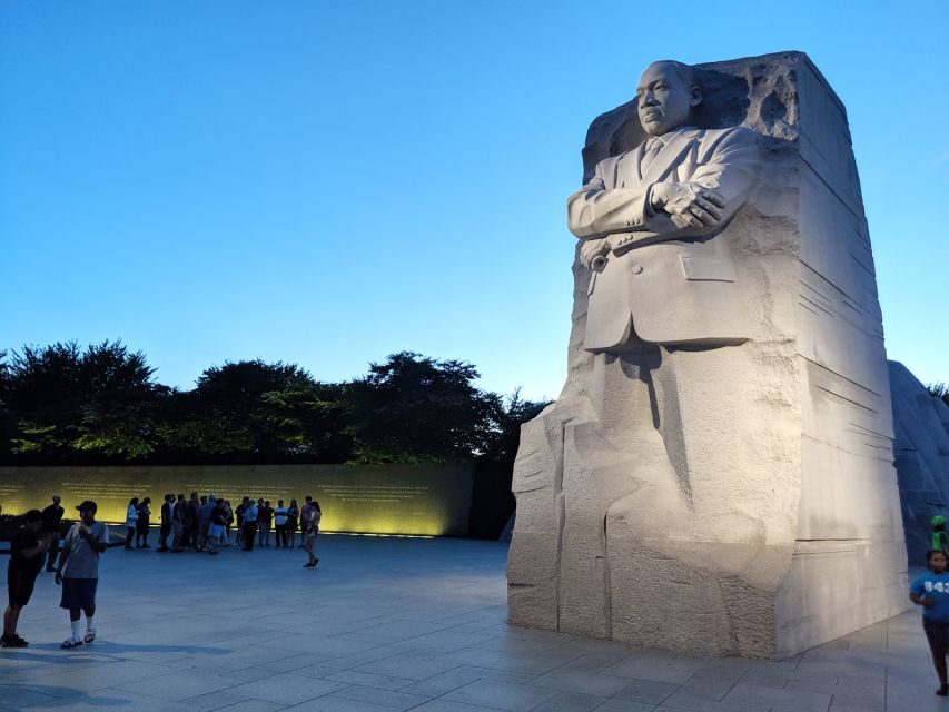 2 For 1! DC Highlights & Arlington Cemetery Tour Bundle - Guide Quality and Timing: Why the 10–15 Minute Stops Matter