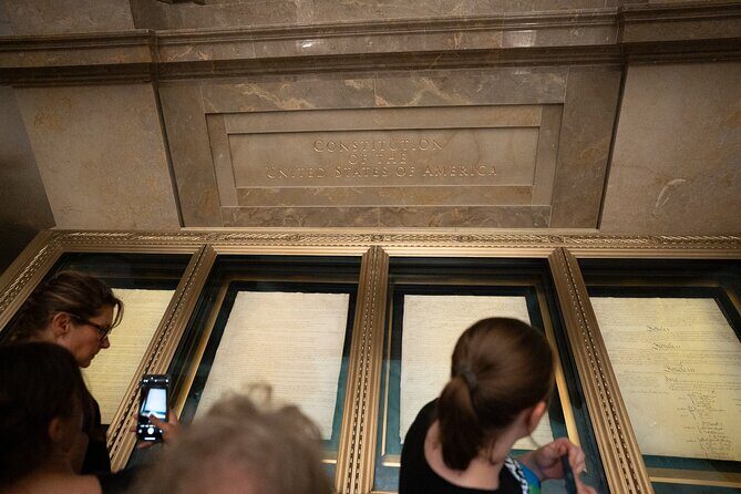 America’s 250th VIP Tour: Archives, Portraits & History 6 ppl Max - Guides That Make It Click: Friendly, Focused Interpretation