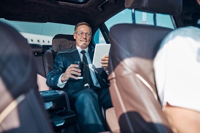 Luxury Airport Transfer DCA to/from Washington DC - Booking setup: what you must provide before you land