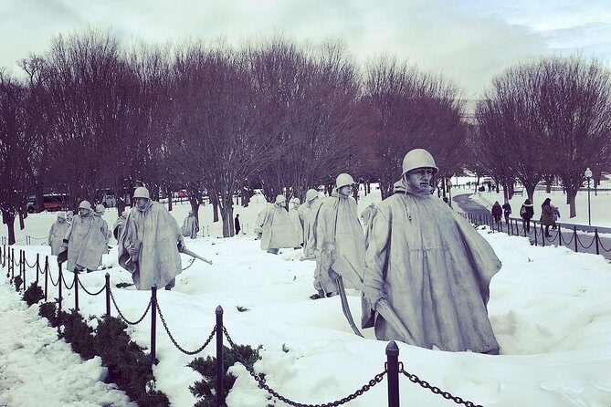 Monuments and Memorials Architectural Walking Tour - Vietnam Veterans Memorial: the design choices that create impact