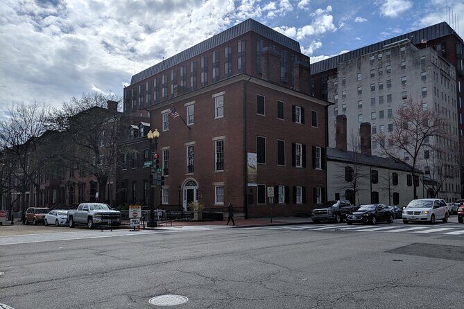 Presidents' Residences Walking Tour: Lafayette Sq + Foggy Bottom - Octagon Museum exterior: why a makeshift White House matters