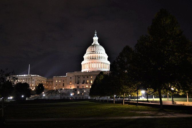 Private Under the Stars Night-Time Tour of DC (Up to 5 Guests) - Lincoln Memorial: the stop most people remember first