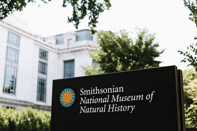 Smithsonian Natural History + Museum of American History 8ppl Max - American History Museum Stop: Ruby Slippers, First Ladies, and the Stories Between