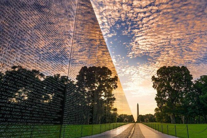 The Washington DC Sightseeing Day Pass: Save Big at 15+ Monumental Attractions - Big Bus Tours: flexible hop-on hop-off when your schedule changes
