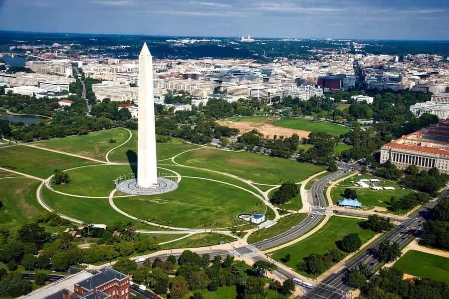 Washington, D.C.: Monuments & Memories History Walking Tour - Price and what $25 buys you with The Daily Trips