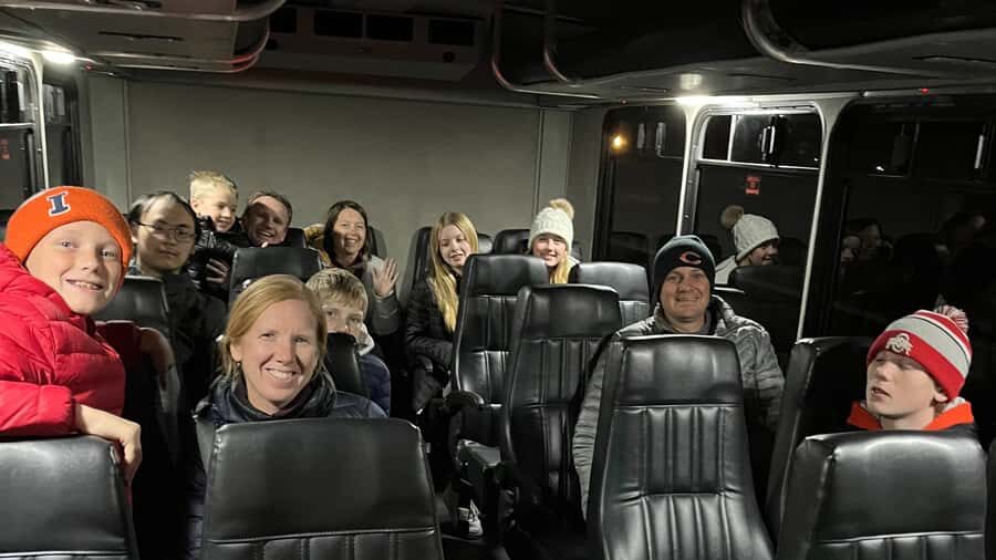 Washington, DC: Christmas Tree & Holiday Lights Bus Tour - Who this bus tour is best for