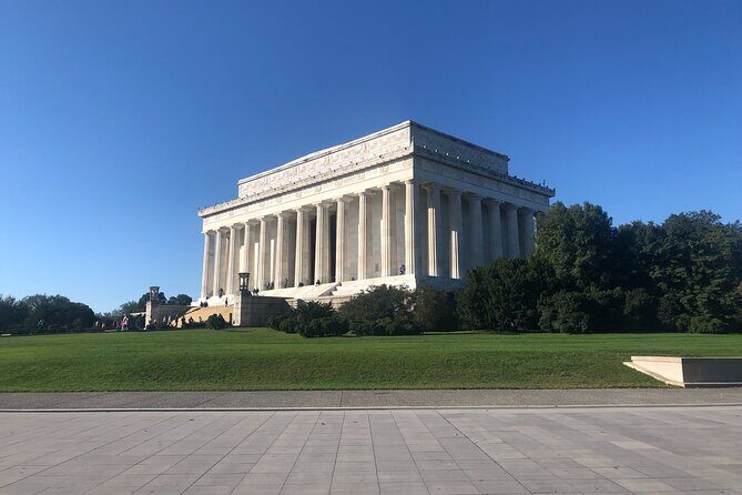 Washington DC Private Guided Bus Day Tour with Step Off Guide - Stop 3: U.S. Capitol Exteriors—The Dome on the Skyline