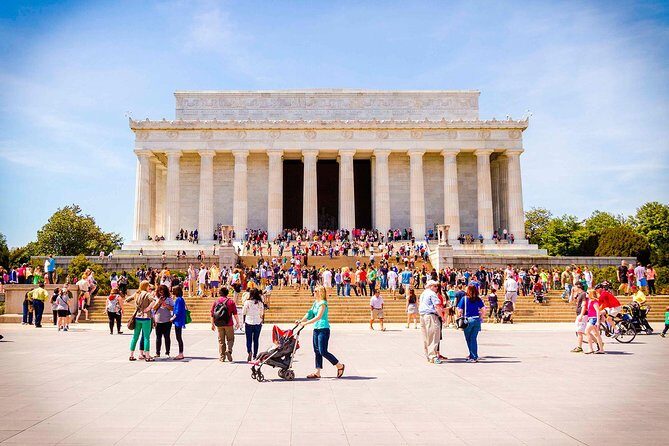We the People Tour: The Essence of Liberty - Meeting Point, End Location, and the Pace You Should Expect