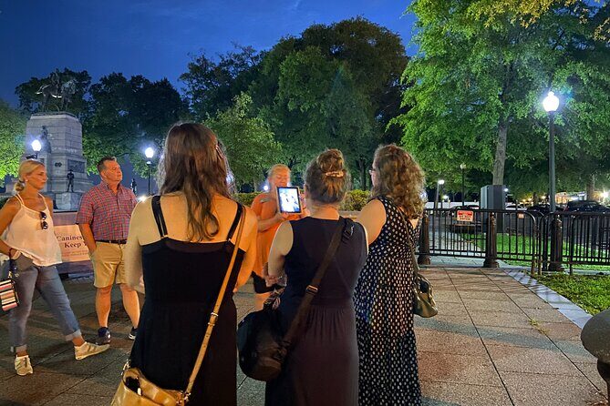 White House at Night: Scandals, Murder, Politics Adults Only Tour - Walking the White House area after dark